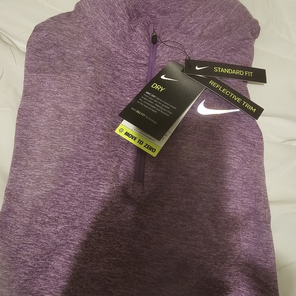 NWT Nike Women's Element 1/2-Zip Running Top. - Picture 5 of 11